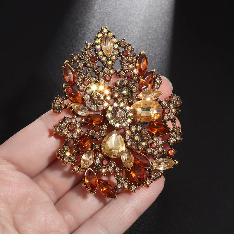 Rhinestones Peacock Brooches for Women\'S Luxury Clothing Accessories Elegant Banquet Wedding Jewelry Female Pin