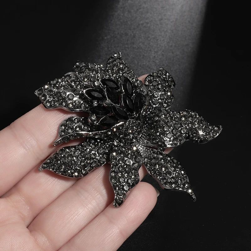 Rhinestones Peacock Brooches for Women\'S Luxury Clothing Accessories Elegant Banquet Wedding Jewelry Female Pin
